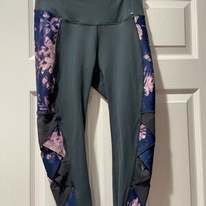 CALIA by Carrie Underwood Floral Leggings - Steel Gray and Purple
